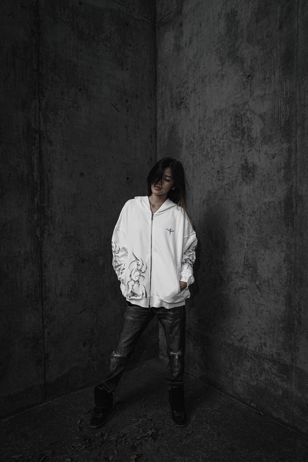 TRIBALPHOBIA ZIP UP