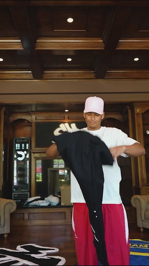 Marlon3lg unboxing INTRA ONE's signature sweats in black
