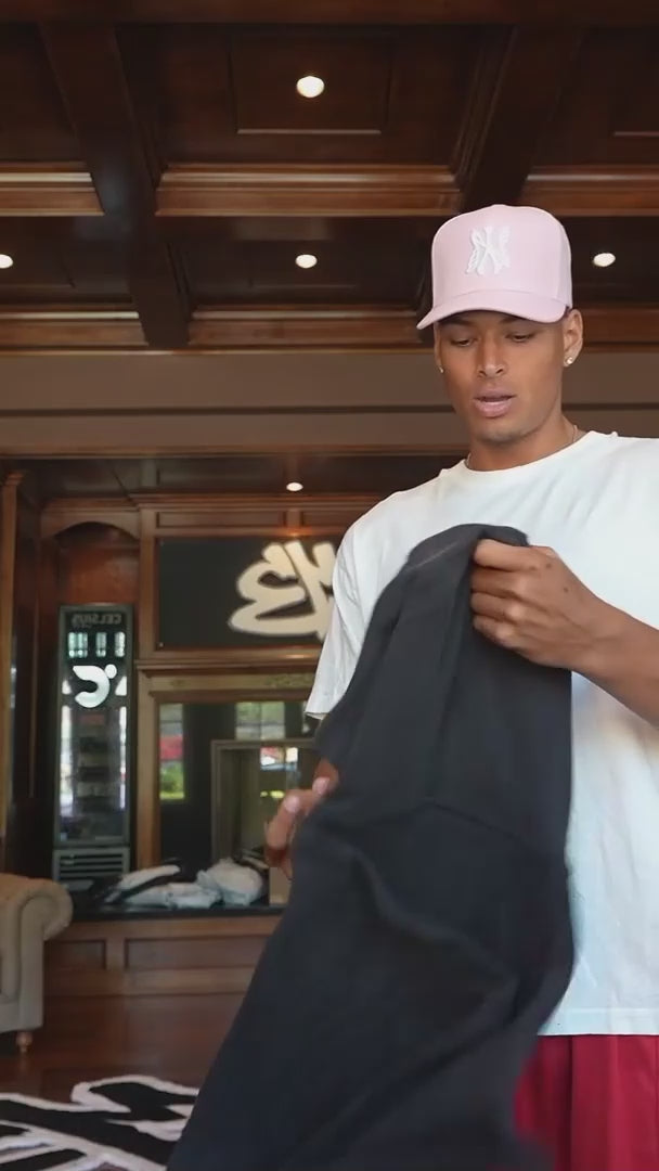 marlon3lg unboxing INTRA ONE's toxic love zip up jacket, and trying it on
